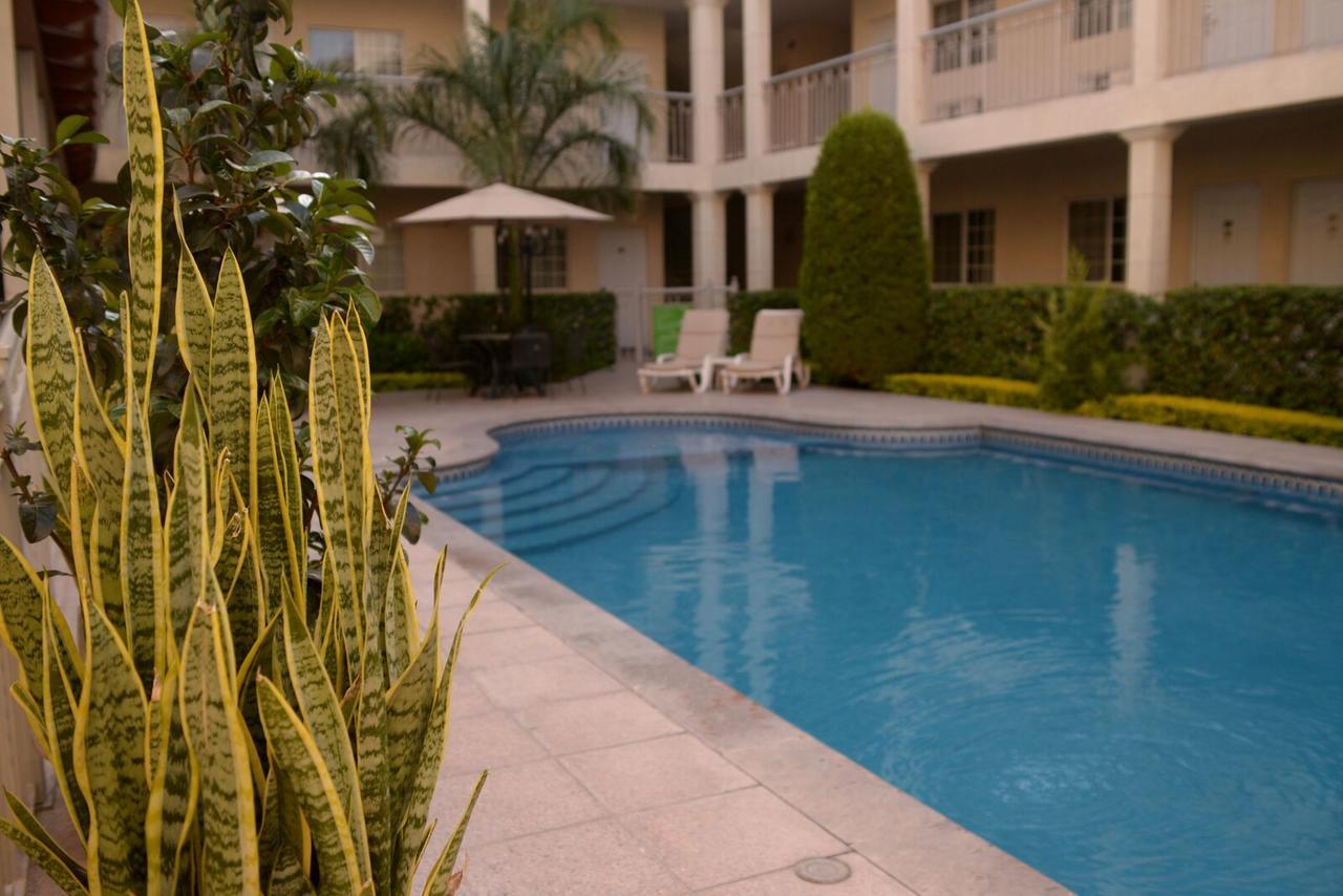 Fresno Galerias Hotel โทร์เรออน ภายนอก รูปภาพ